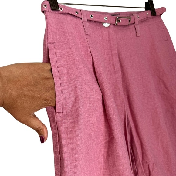 Bebe Women's Pink Andrea Plated Capri with Belt Pant Size: 0 New! - Picture 3 of 9